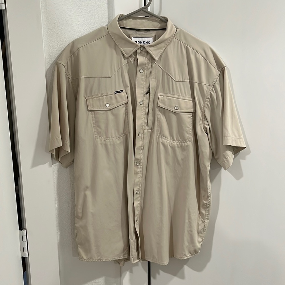 Poncho Outdoors fishing shirt Medium